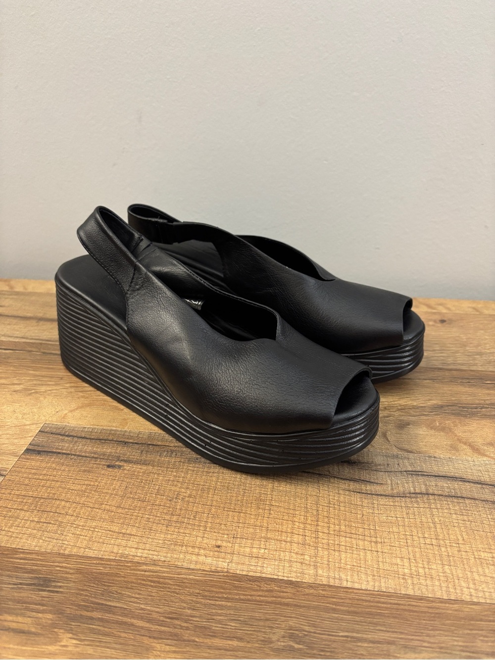 Lonza Black Sand Leather Slingback Platform Wedge Sandals Black Women’s NEW
